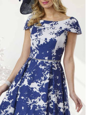 VO8124 - Ivory/Navy (Veromia Occasions)